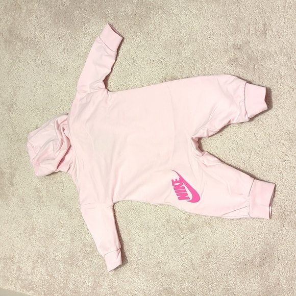 Used Nike Romper - Picture 3 of 3